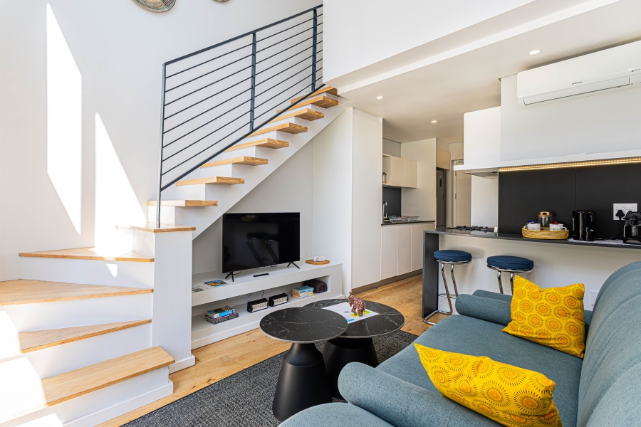 1 Bedroom Property for Sale in Sea Point Western Cape